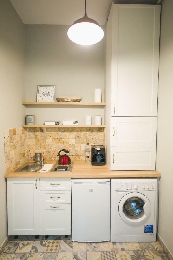 Chic Apartment In Historical City Center Timisoara Luaran gambar